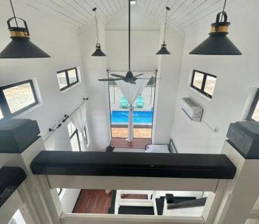 Setiu House | Memerang Tiny House & Pool near Merang Jetty