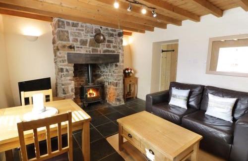Brynsiencyn House | Menai Cottage