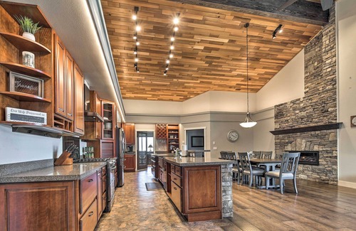 Juneau Apartment | Mendenhall Valley Escape w/Furnished Deck!