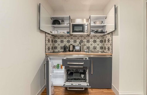 Salisbury Hotel | Mercure White Hart Hotel Salisbury and Apartments