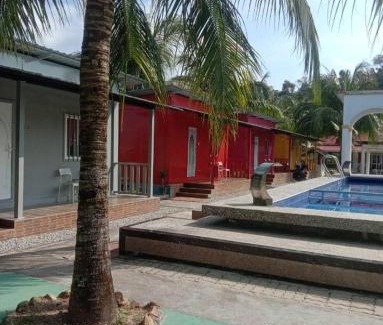 Penyabong House | Mersing Barokahhill Beach Resort