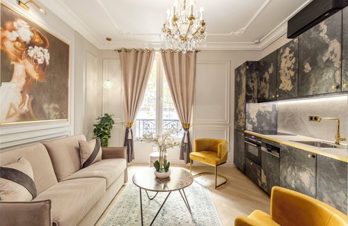 Quartier Sainte-Avoye Apartment | Merveil Luxury Suites - Ours I-II