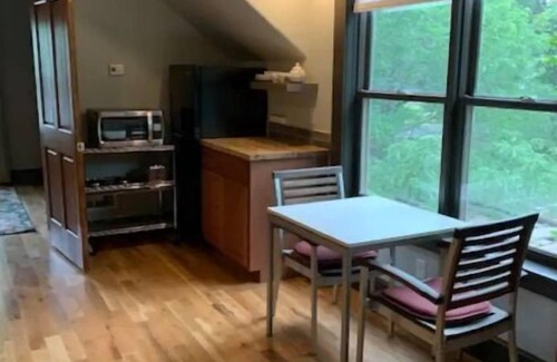 Pueblo Apartment | Mesa Junction Historic Property 1 Bdrm Guesthouse