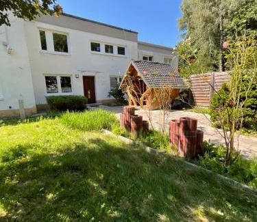 Altenfurt Apartment | Messe-Apartment, 4 Schlafzimmer, 80 qm, Garten - 6 km zur Messe, verkehrsgünstig, ruhig, Parkplätze