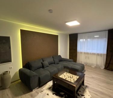 Langwasser Nordwest Apartment | Messe Nurnberg Apartment mit Garagenparkplatz