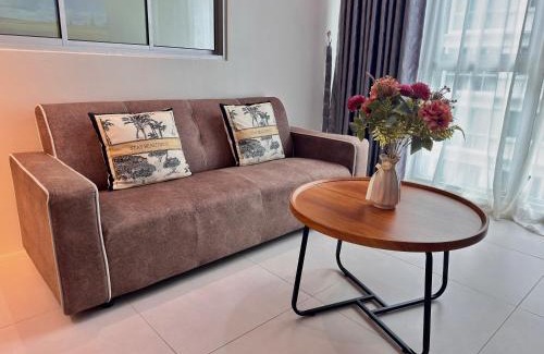 Pusat Komersil Lee Ling Apartment | Metrocity Square Condominium 3R2B - 8 Pax