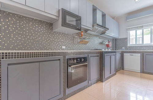 Central Pattaya Villa | Mew pool villa pattaya. 10-15mins to beach and walking street.