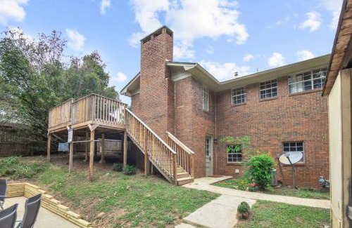 Forestdale House | Miami Family Friendly in Forestdale