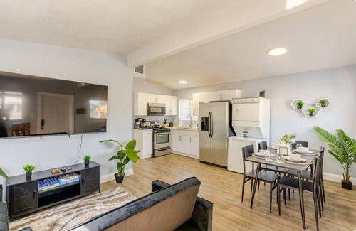 Gladeview House | Miami home very central, close to Wynwood/downtown/Little Havana/coconut grove