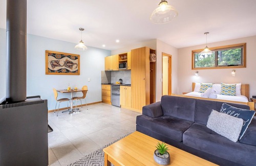 Coles Bay Apartment | Mica (FS6) - Freycinet Holiday Houses