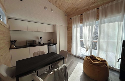 Notre-Dame-Auxiliatrice-de-Buckland Ski Chalet | Micro-Cabin in the Mountains - Solstice 2