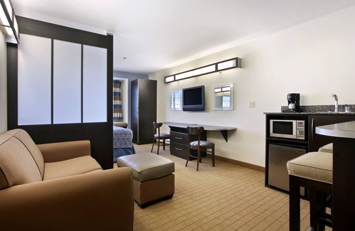 Scotlandville Hotel | Microtel Inn & Suites by Wyndham Baton Rouge Airport