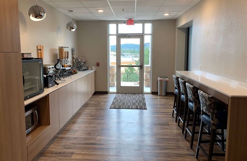 Woodland Park Hotel | Microtel Inn & Suites by Wyndham Woodland Park