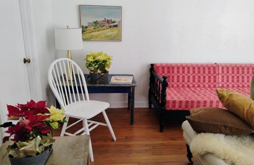 Mid City South House | Mid-Century Modern meets Cajun Creole