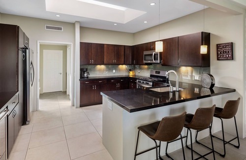 Casa Dorado Condo | Mid Century Modern-Stunning Mountain Views, Quiet, Clean, Bright & Open Design.