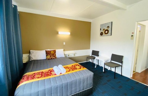 Morwell Hotel | Mid Valley Motel