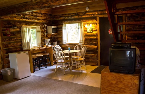 Moose Pass Cabin | Midnight Sun Log Cabins