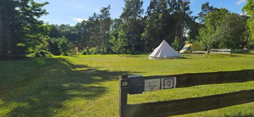 Carpin Other | Mietwohnwagen inklusive Stellplatz & Strom - Dixi-WC