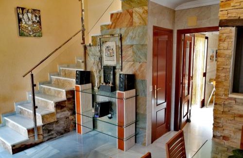 San Fernando House | Mikalita