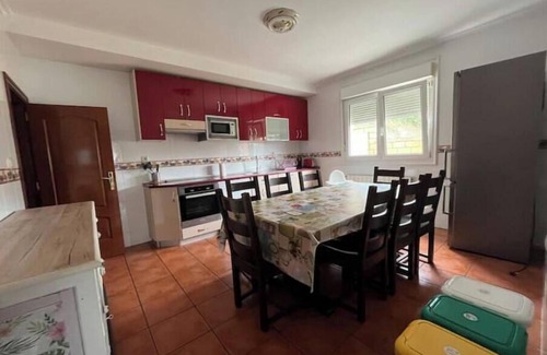 Muskiz House | Mikasita: spacious house with mountain views