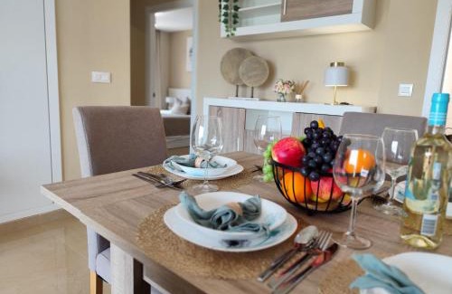 Cabanes Apartment | Milion Destiny Ciudad Jardin F