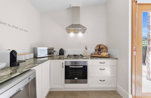 Penrice House | Milk + Honey House is a contemporary, comfortable 1850's cottage, near Angaston