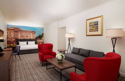Courtfield Hotel | Millennium Hotel and Conference Centre Gloucester London