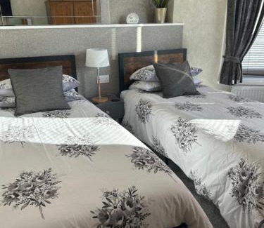 Weston-super-Mare House | Milton Lodge