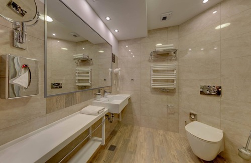 Solec-Zdroj Hotel | Mineral Hotel Malinowy Raj