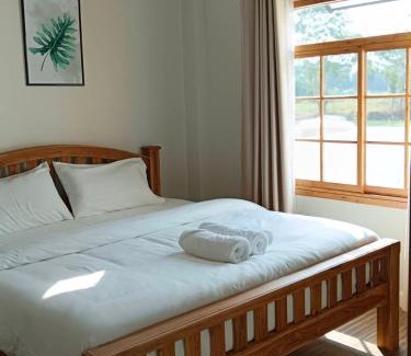 San Pu Loei Villa | Minimal Pool Villa Chiang Mai