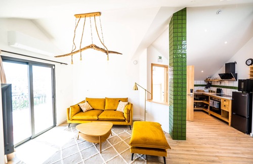 Serta Apartment | Mira D'Ouro Serta