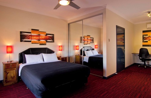 Whyalla Hotel | Mirambeena Motel