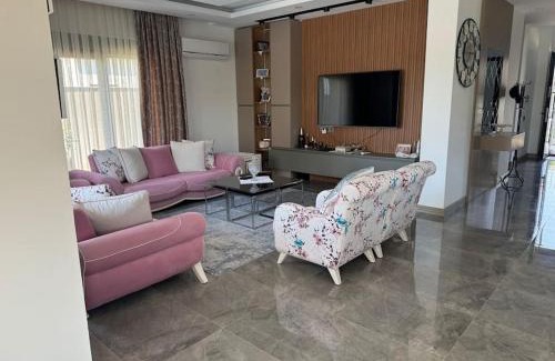 Dosemealti Villa | Misafirlerin favorisi Villa naz