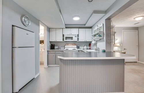 Nixa Apartment | Missouri Couple's Retreat: 'Shouse' w/Patio, Yard