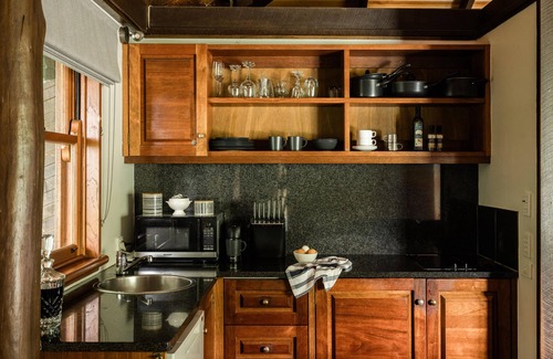 Montville Cottage | Misty View Cottages Montville