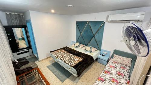 Orchha Apartment | MistyBlue - The Penthouse Best Sunrise View Room