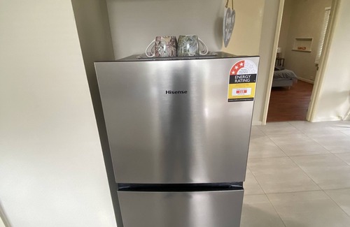 Mitcham House | Mitcham train station 2 bedrooms unit