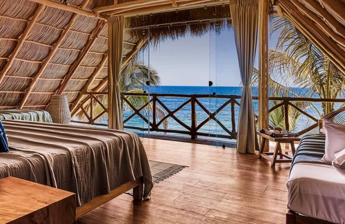 Quimixto Villa | Mixto Villa