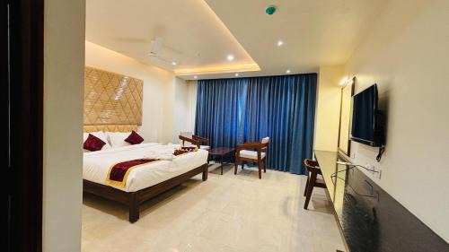 Warangal Hotel | MK Naidu Hotel &Conventions Center