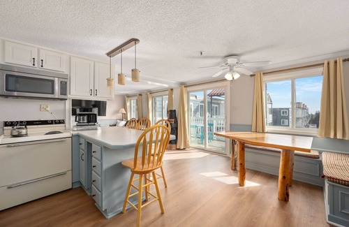 Snowshoe Condo | ML335/337|Ski-in/Ski-out Luxurious 3BR | Sleeps 14