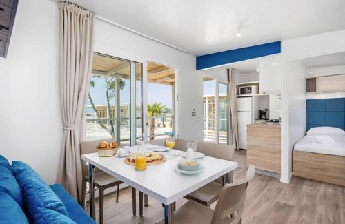 Municipality of Omisalj House | Mobile Home in Omisalj by Pusca Bay Beach