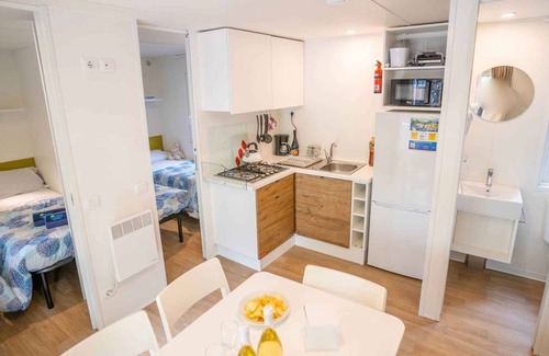 Gralaoni-Pralesi-Cisano House | Mobilehome with air conditioning, terrace and pool