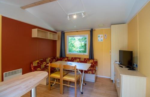 Saint-Martial-de-Nabirat House | Mobilhome avec terrasse 4 personnes