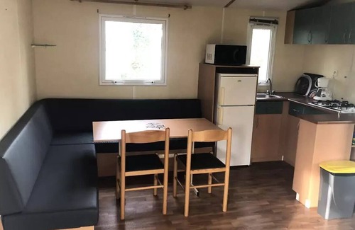Ambon House | Mobilhome + 20 m² + terrace 4 persons