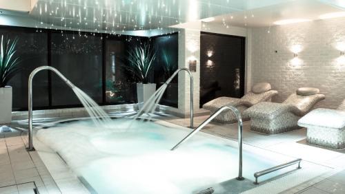 Moddershall Hotel | Moddershall Oaks Country Spa Retreat