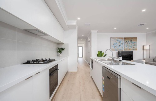 Burnside House | Modeina Modern Brand New 4BR Home