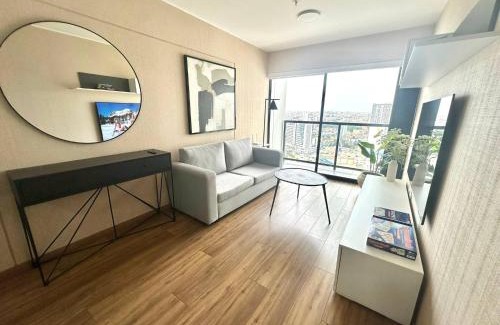 Santa Catalina Apartment | Modern 1BR on J Prado Board San Isidro