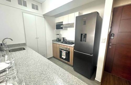 Santa Catalina Apartment | Modern 1BR on J Prado Board San Isidro