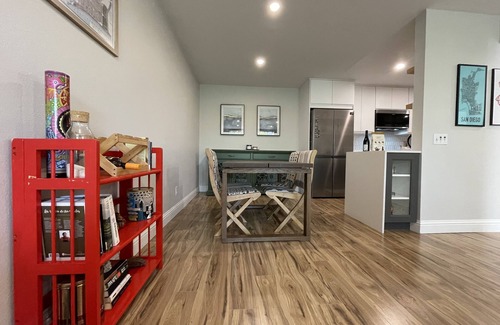 The Egyptian Condo | Modern 2-bedroom condo in San Diego