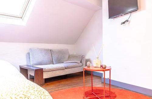 Ghent City Centre Apartment | Modern 2-Bedroom Getaway in the Heart of Ghent